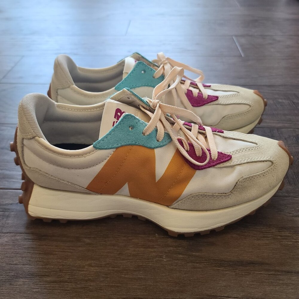 New Balance 327 Cream - multi-colored size 8W